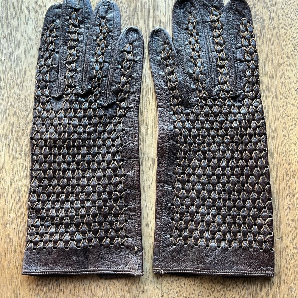 Vintage Chocolate brown Italian leather gloves